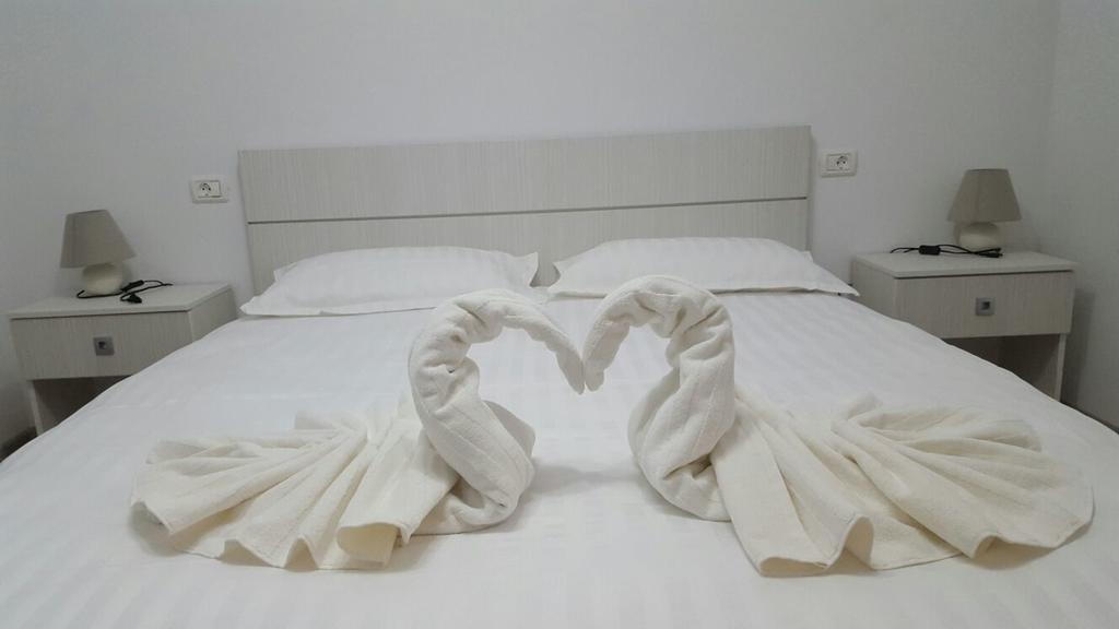 Apartament Anais Călimăneşti Eksteriør billede