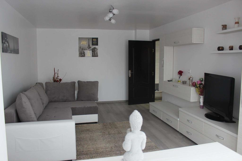 Apartament Anais Călimăneşti Eksteriør billede